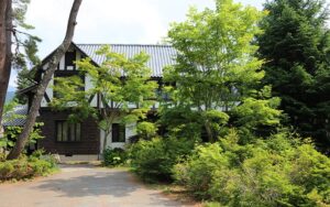 民泊を運営できる「用途地域」とは？制限地域と調べ方を解説