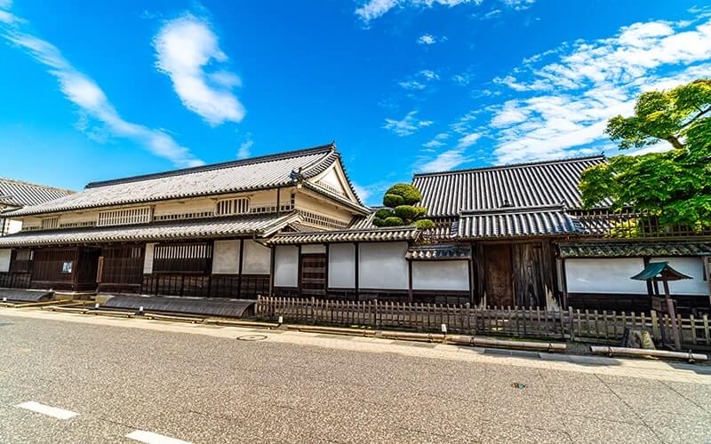 民泊経営で年収を左右する要素