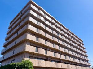 マンション民泊の始め方｜管理組合・行政確認の流れについて解説
